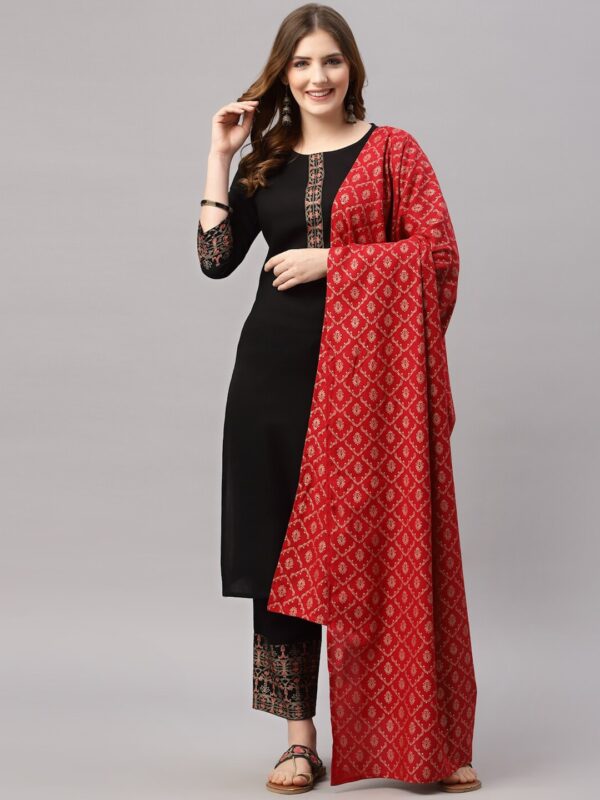 JAIPURI BUNAAI - Women Black Kurta With Trousers & Dupatta