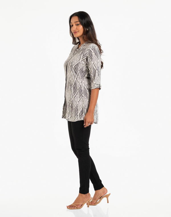 MODANIZA Women's Kurta - Image 2