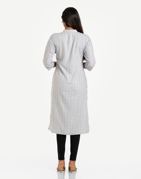 MODANIZA Women's Kurta - Image 4