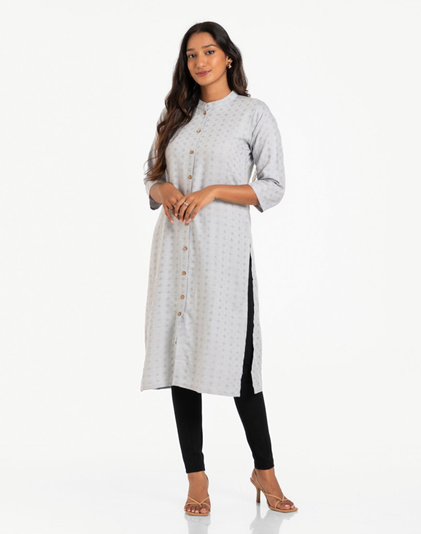 MODANIZA Women's Kurta - Image 3